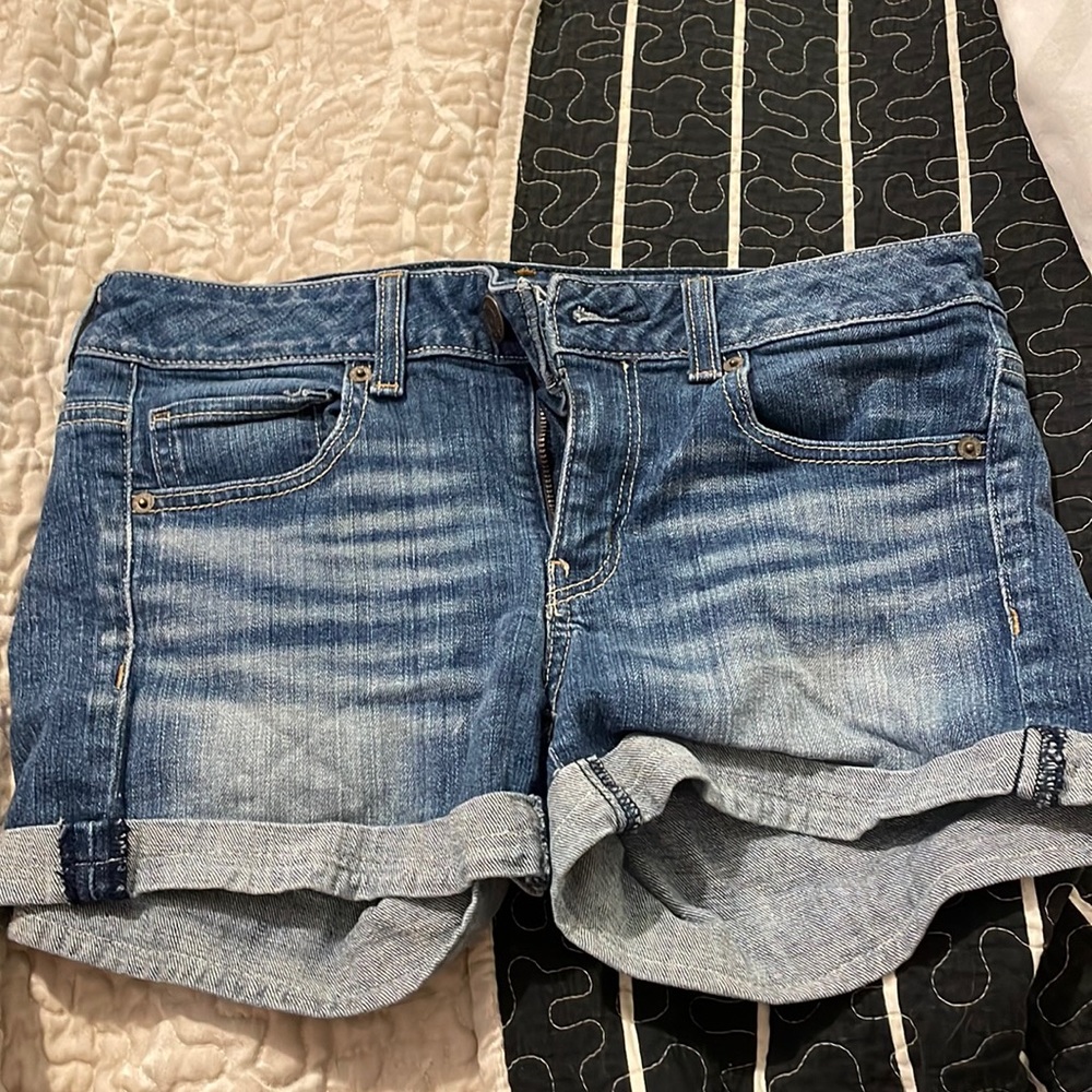 denim shorts!